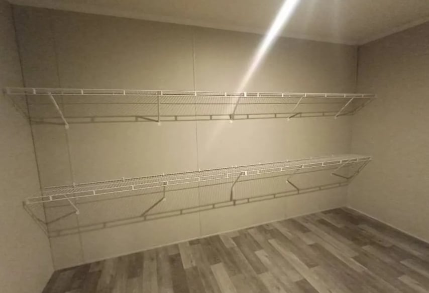 Building Photo - 500 Elmwood Ln