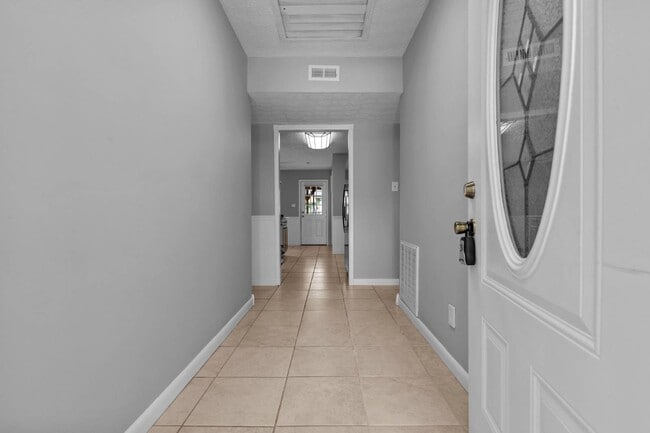 Building Photo - 3079 Cricket Rd