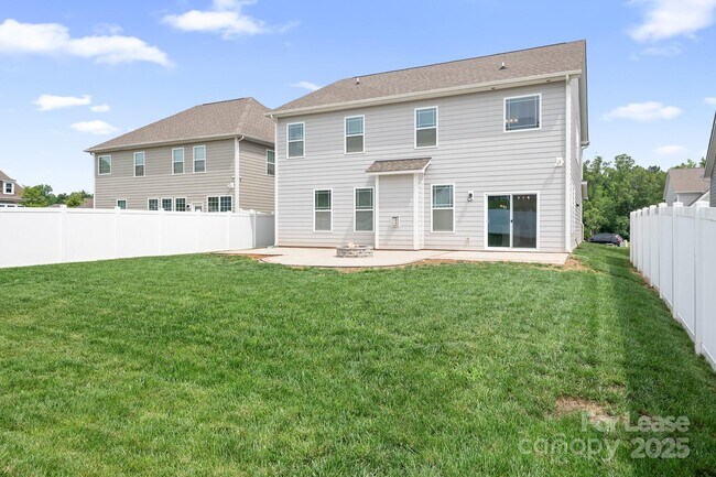 Building Photo - 357 Preston Rd