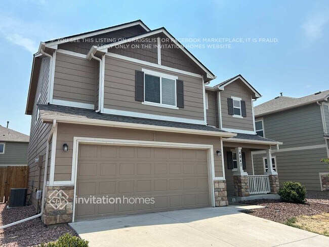Building Photo - 4047 Creek Legend View