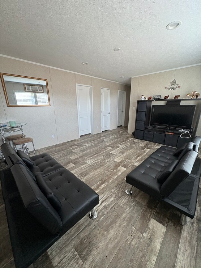 Building Photo - 8236 Camden Rd