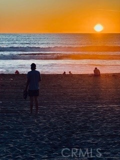 Building Photo - 4216 Ocean Dr