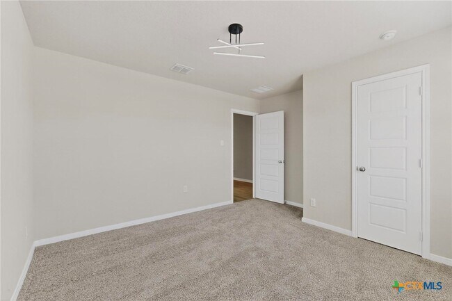 Building Photo - 1160 Water Valley