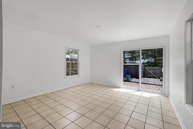 Building Photo - 1134 Providence Ct