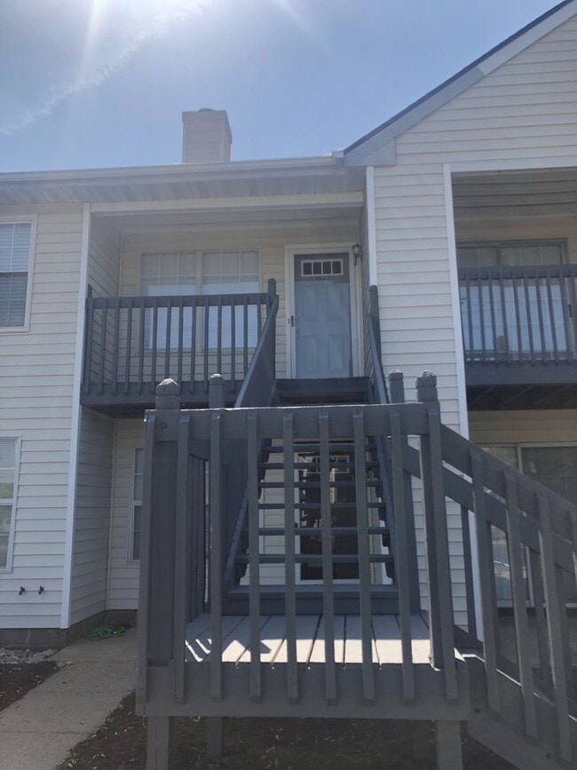 Building Photo - Charming Condo in Churchland Southwest