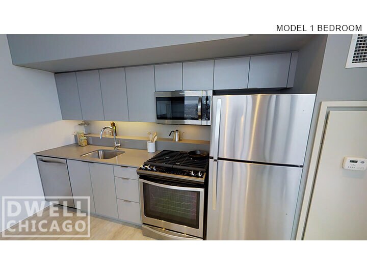 Building Photo - 2722 W Belden Ave