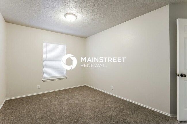 Building Photo - 3 Bedroom Pet-Friendly Home in SAN ANTONIO, TX with Main Street Renewal