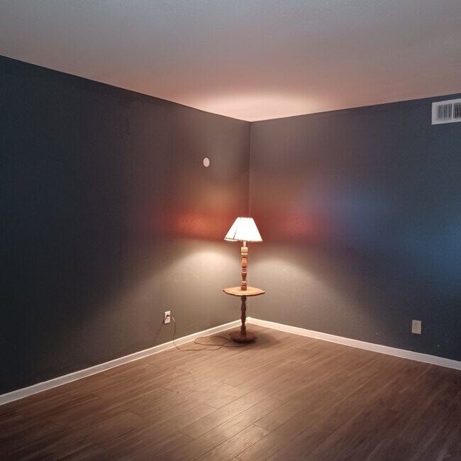 Building Photo - 11540 Chimney Rock Rd