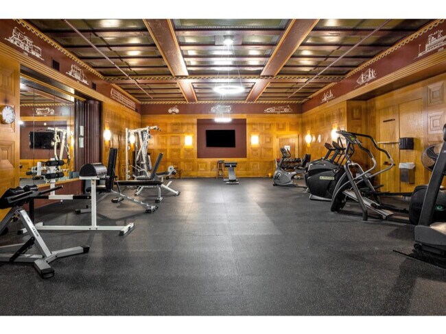 Building Photo - 50 N Illinois St