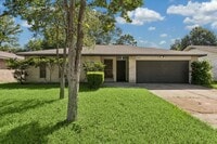 Building Photo - 17134 Barcelona Dr