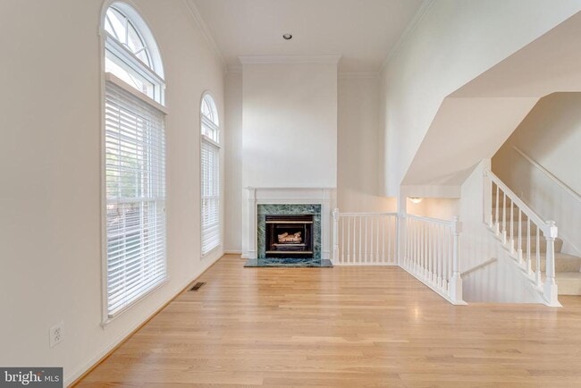 Building Photo - 4656 Kirkland Pl