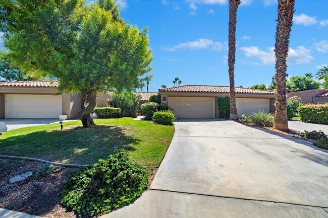 Building Photo - 38615 Palm Valley Dr