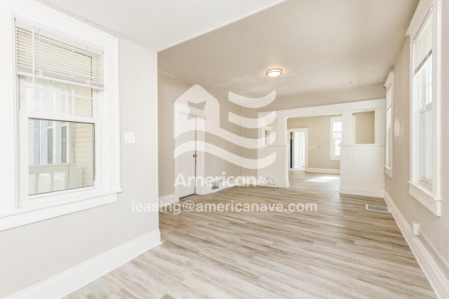 Building Photo - 1317 44th St