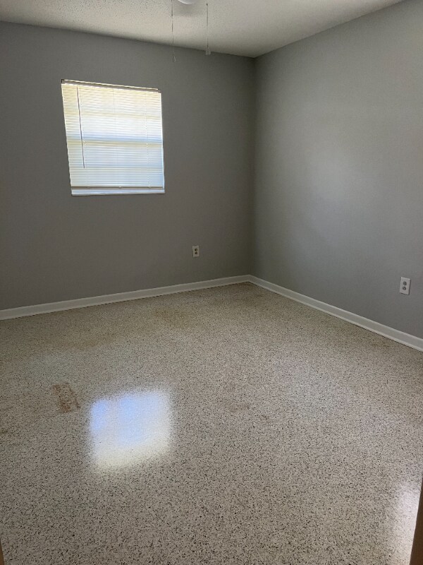 Building Photo - 2643 Cherrywood Ln