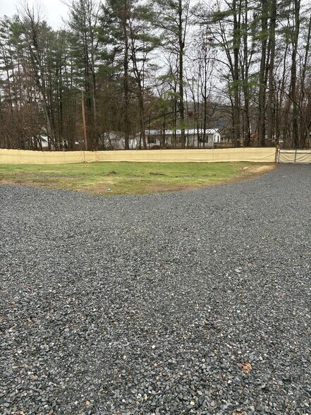 Building Photo - 20 Stanley St