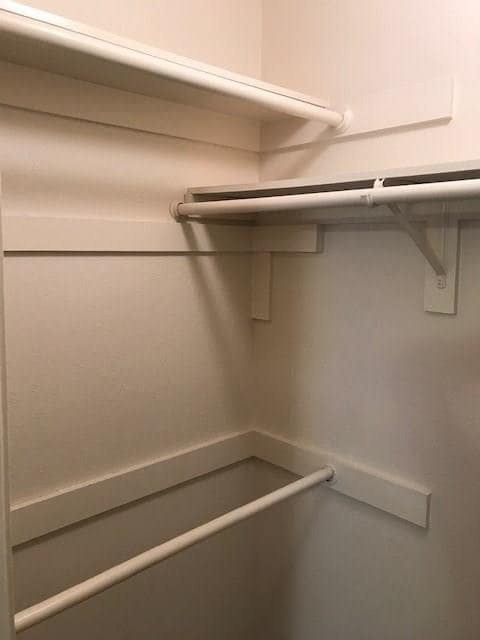 Building Photo - 717 Claremont Pkwy