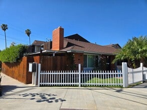 Building Photo - 2504 N Bourbon St