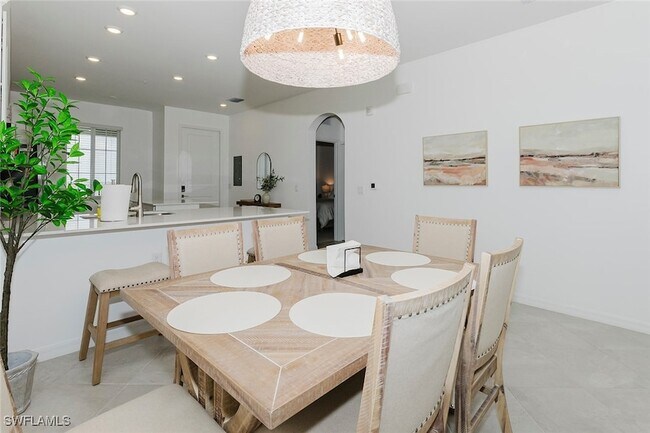 Building Photo - 5555 Double Eagle Cir