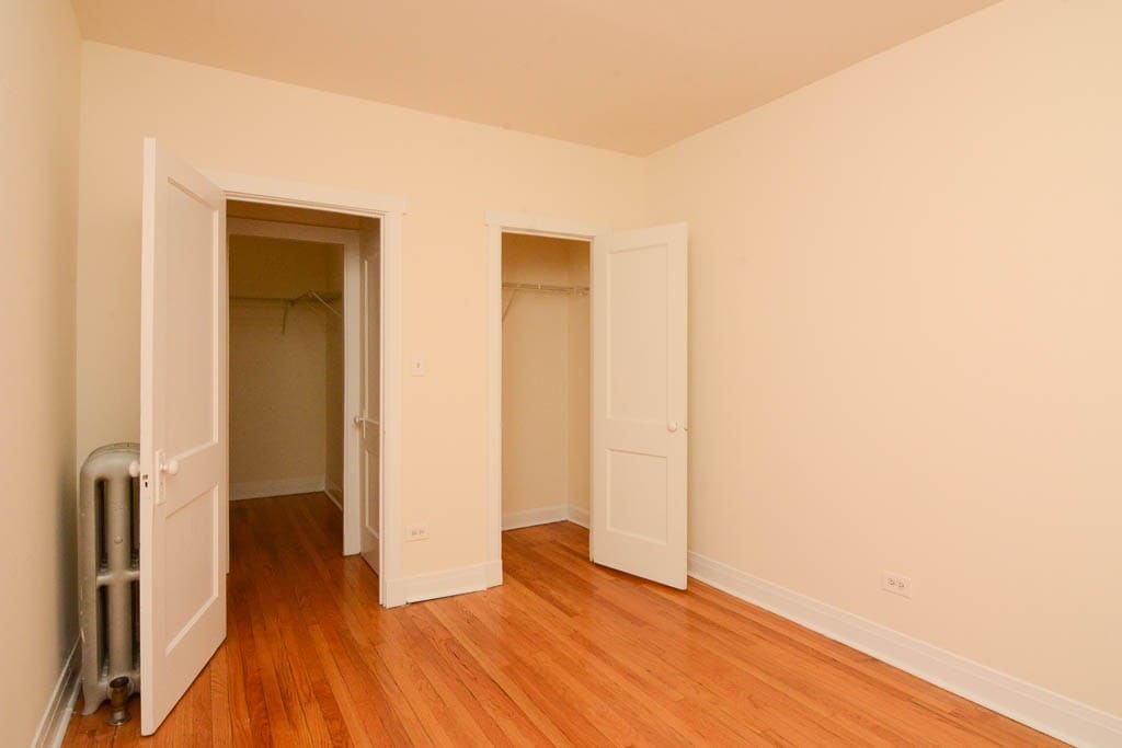 Building Photo - 2649 N Spaulding Ave