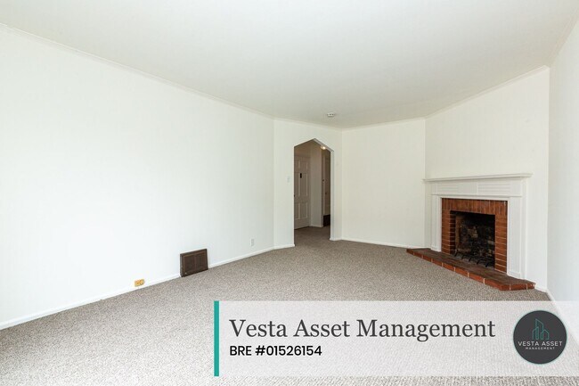 Building Photo - 512-514-514 Taraval St