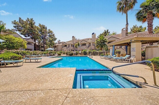 Building Photo - 6885 E Cochise Rd