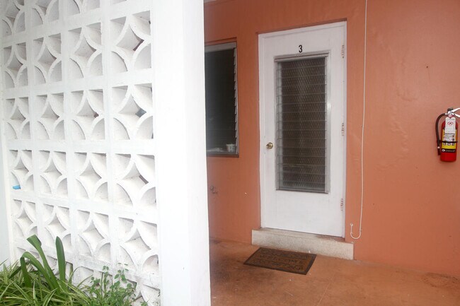 Primary Photo - 728 SE 19th Ave