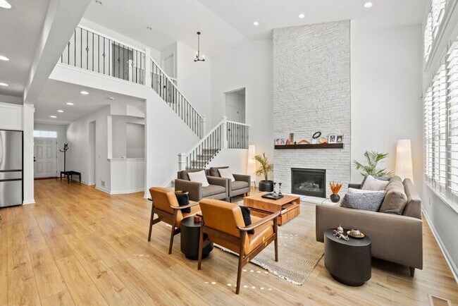 Building Photo - 8190 Smiths Cir