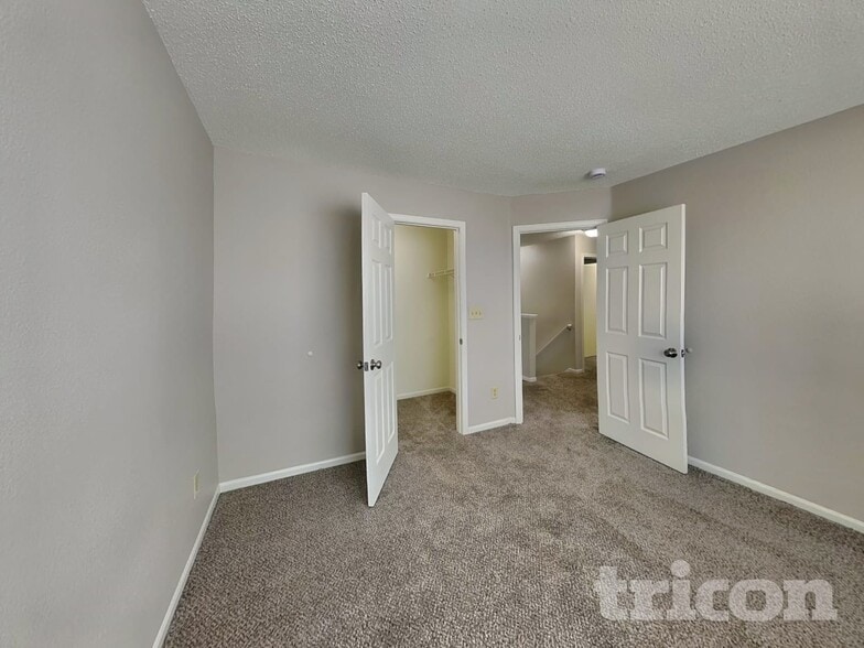 Building Photo - 6503 Townsend Way