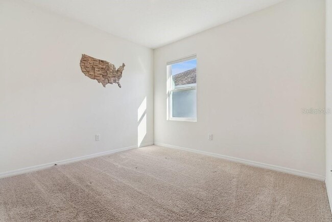 Building Photo - 5235 Mahogany Dr