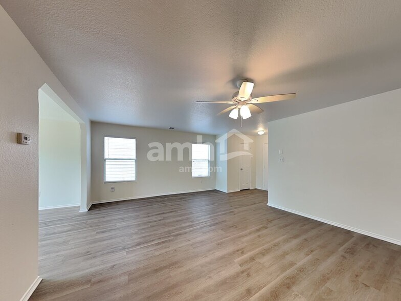 Building Photo - 12218 Mountain Pine