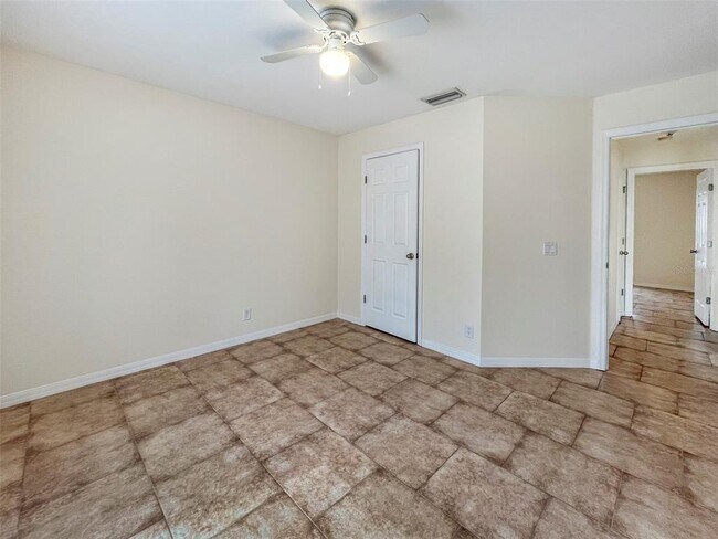 Building Photo - 3465 Tupelo Ave