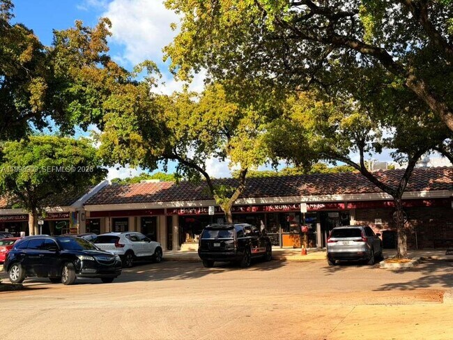 Building Photo - 15515 N Miami Lakeway