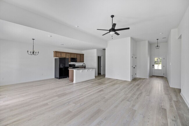 Building Photo - 24109 S Bunker Hill Rd