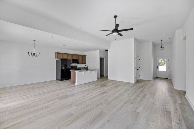 Building Photo - 44270 Doc Hyde Rd