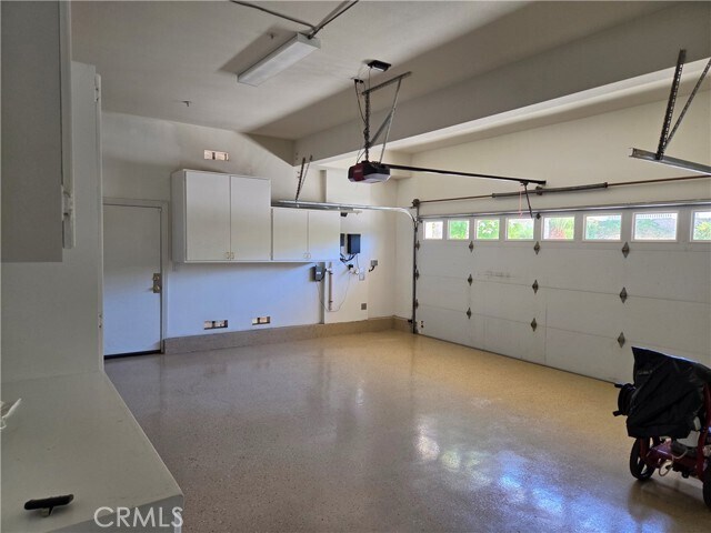 Building Photo - 17568 Cloverdale Way