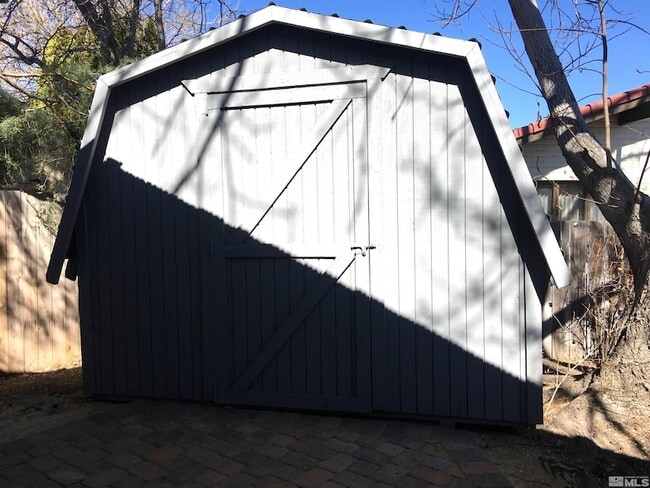 Building Photo - 2205 Thomas Jefferson Dr