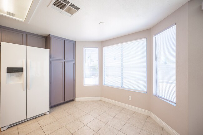 Building Photo - 1775 Walingwood Dr