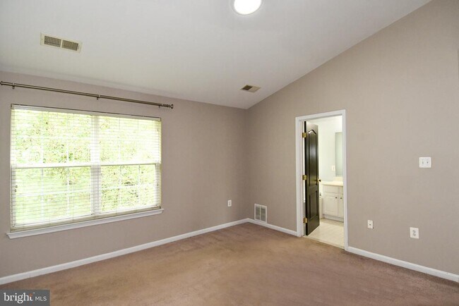 Building Photo - 15511 Kennett Square Way