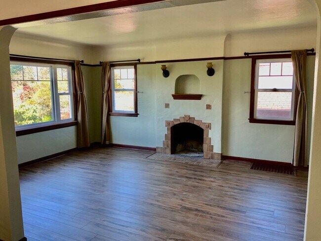 Building Photo - North Admiral Brick Tudor, Spectacular, Im...