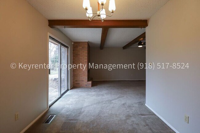 Building Photo - 6125 S Troost Ave