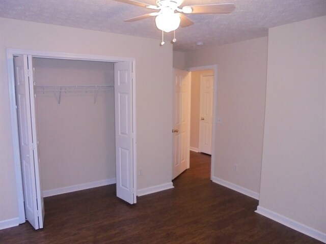 Building Photo - 2811 Cherokee Peak Ln
