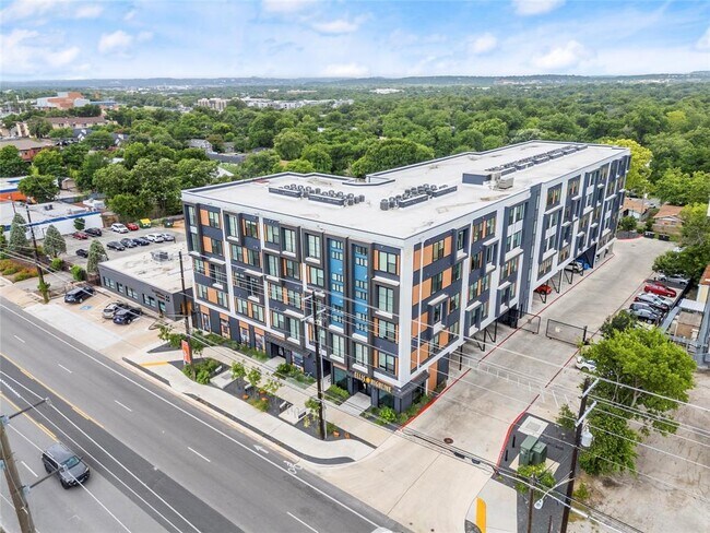 Building Photo - 6324 N Lamar Blvd