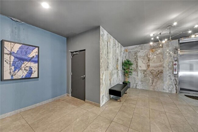 Building Photo - 6890 Peachtree Dunwoody Rd