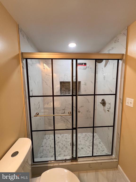 Building Photo - 9867 Selkie Ln