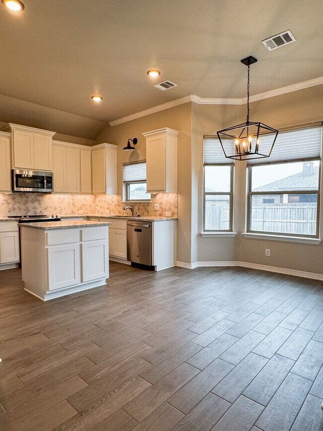 Building Photo - Gorgeous Home in Troy, Texas