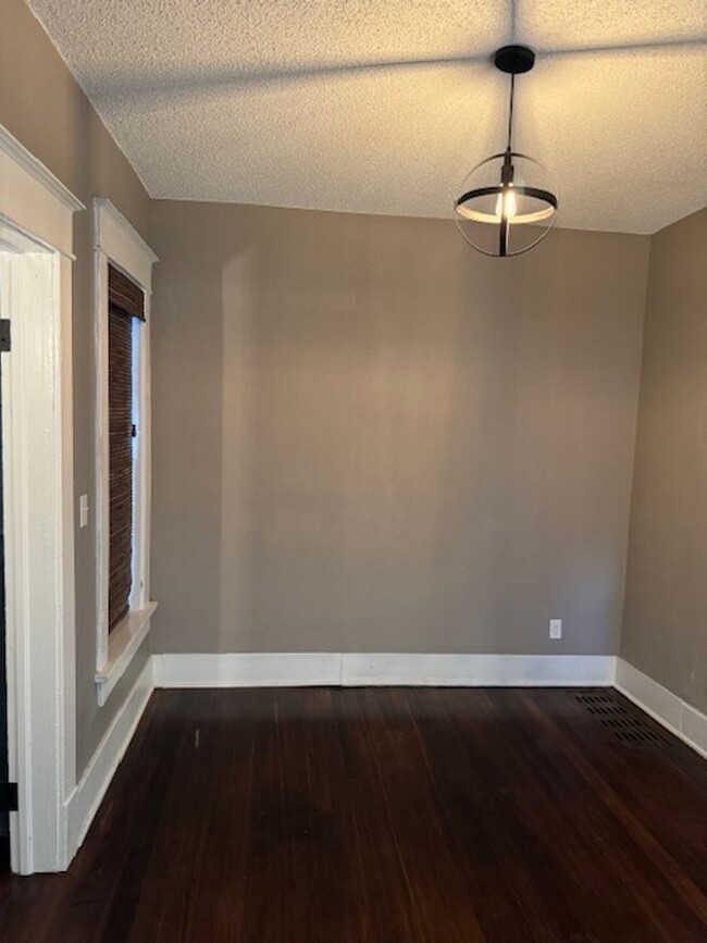 Building Photo - Charming 3BD/2BA Home in the Heart of Old ...
