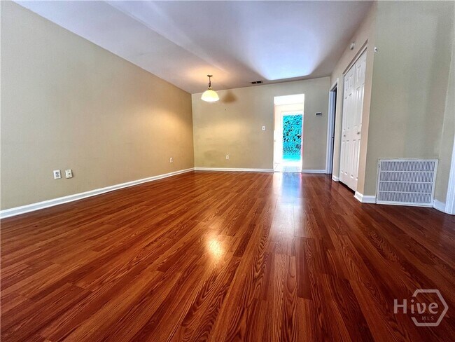 Building Photo - 625 Whitehall Rd