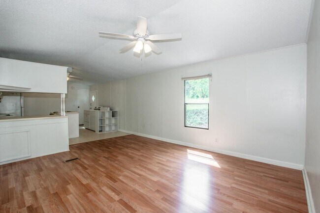 Building Photo - 7967 Caswell Rd