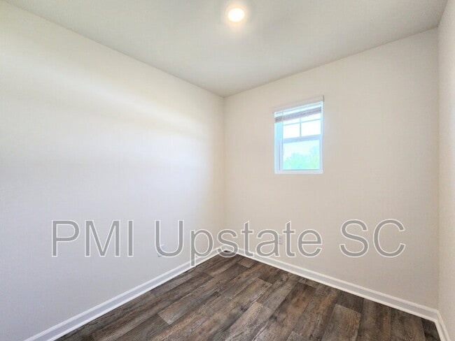 Building Photo - 6043 Willutuck Dr