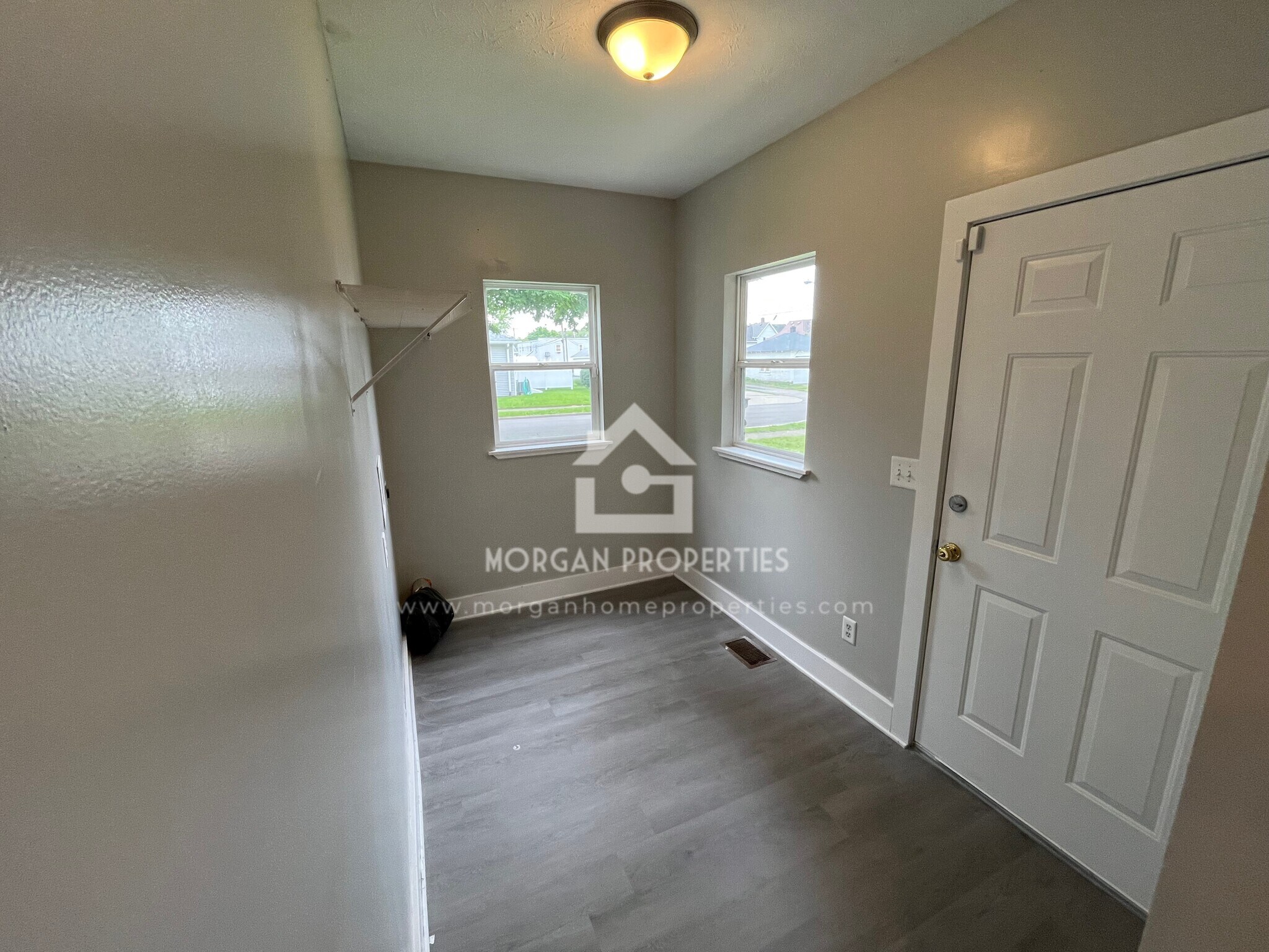Building Photo - 623 Cottage Ave
